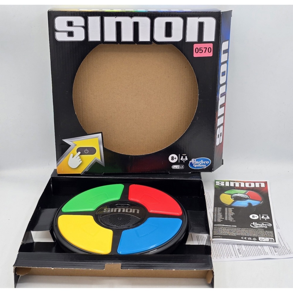 Hasbro SIMON Says Classic Memory Electronic Game 2020 Version BRAND NEW